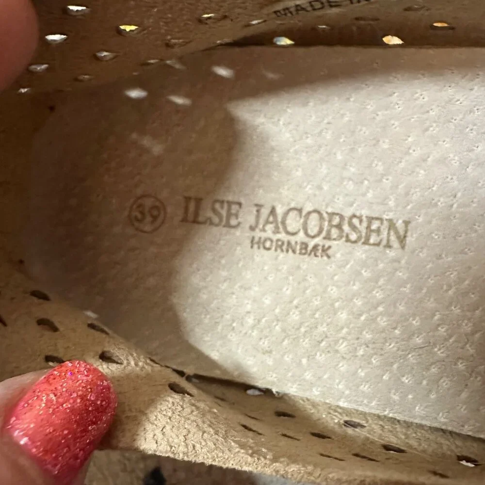Ilse Jacobsen Tulip Slip On Shoes Latte Womens Size 39 Cushioned Comfort Neutral